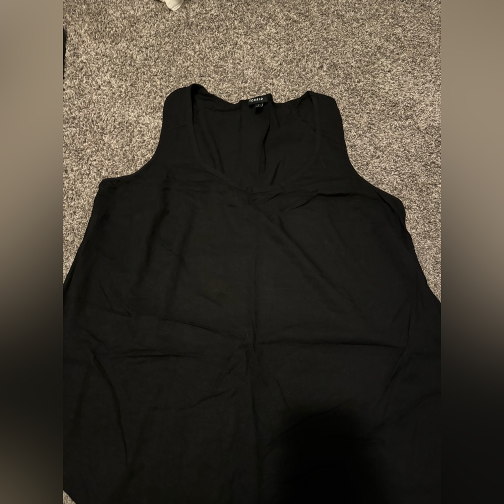 Torrid size 1 basic black dressy tank